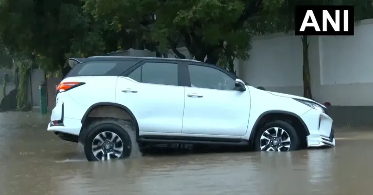 Toyota Fortuner Incident Highlights Monsoon Driving Challenges in India